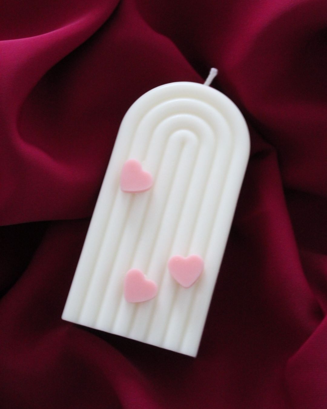 Arco con decoraciones