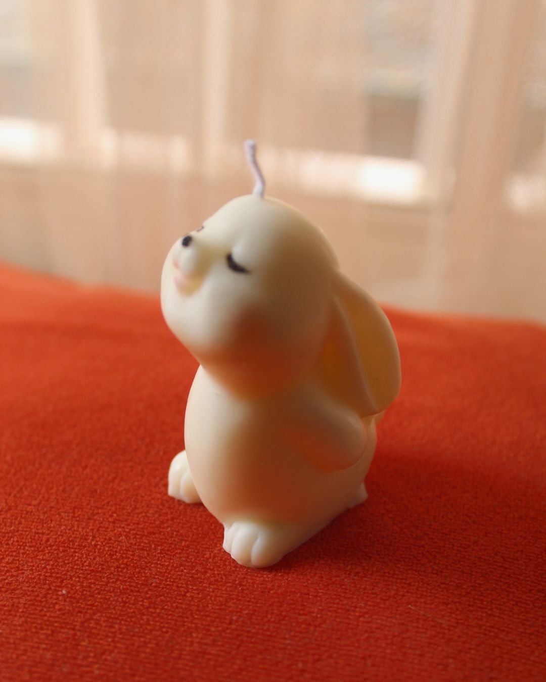 Bunny Hop - conejito decorativo